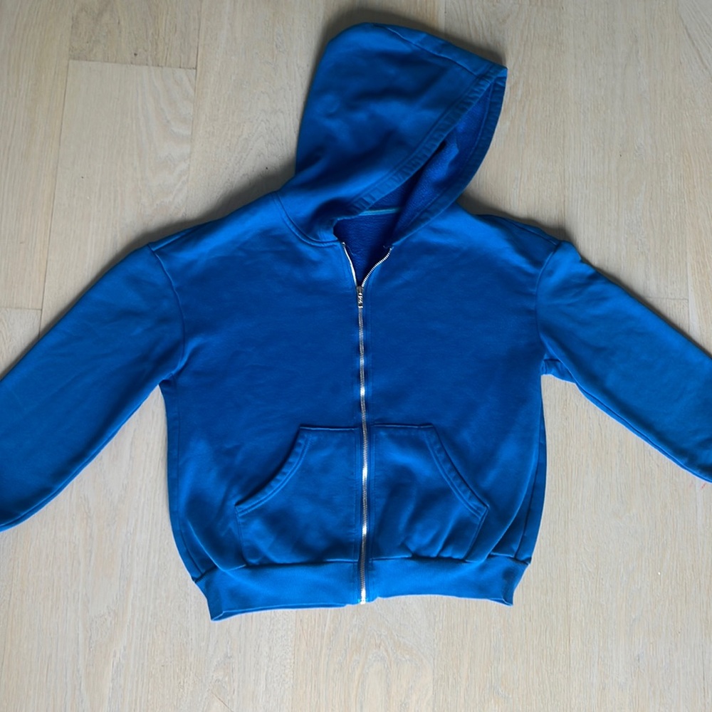 Blue hoodie zip up, size small, it is the perfect fit